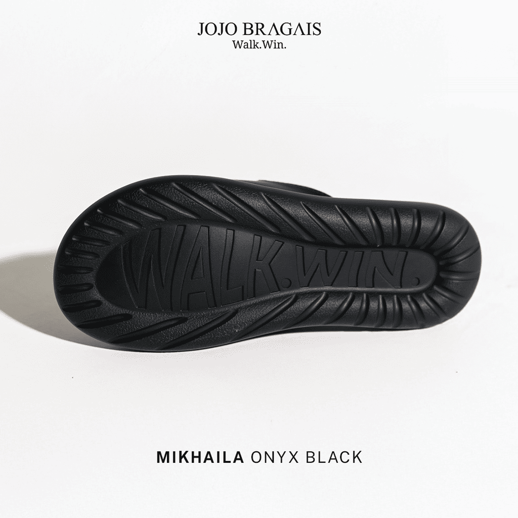Mikhaila Onyx Black 2-inches Wondiators