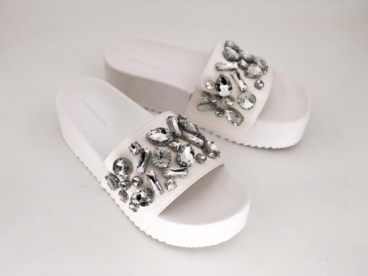 BRAGAIS Marian White Slippers Jojo Bragais Official Store BRAGAIS Marian White Slippers Jojo Bragais Official Store